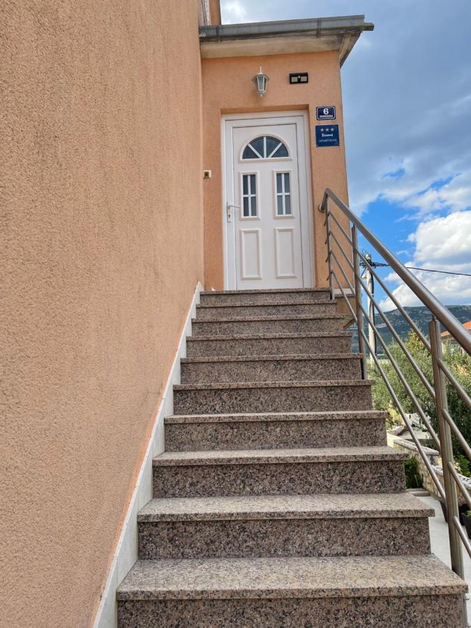 Haus Grace Apartment Kaštela Exterior foto